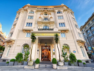 Hotel Carlton